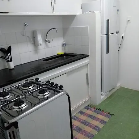 Ipanema - Apartamento para 6 pessoas a 100 m da praia-2